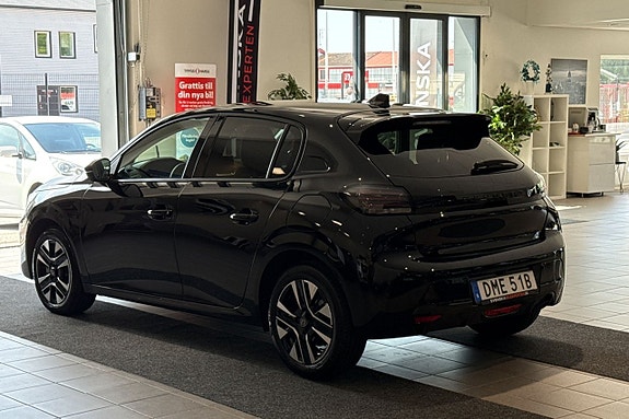 Peugeot 208 4 of 5