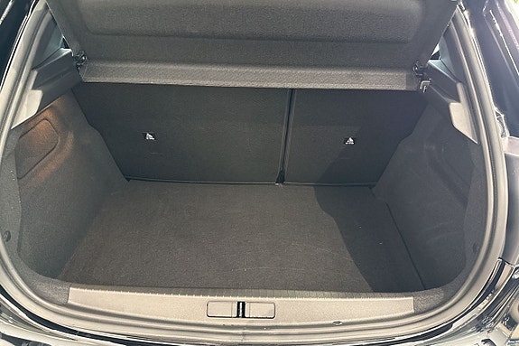 Peugeot 208 30 of 30