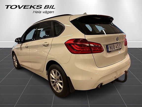 BMW 218d 5 of 5