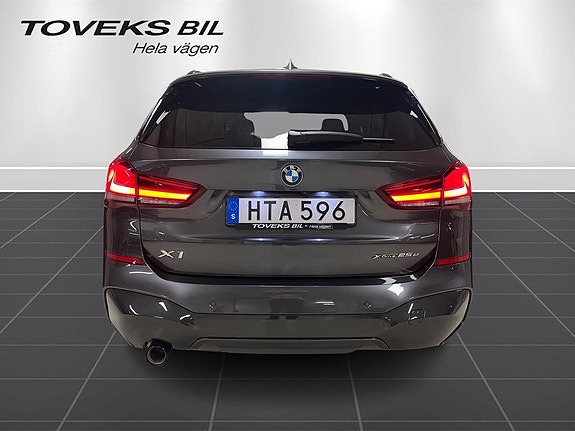 BMW X1 5 of 5