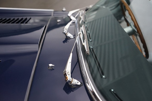 Jaguar E-TYPE 12 of 30
