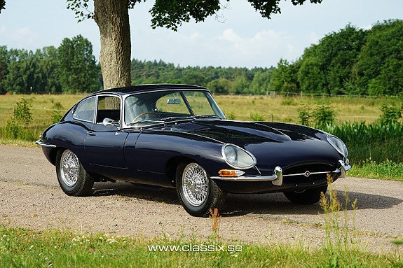 Jaguar E-TYPE 2 of 5