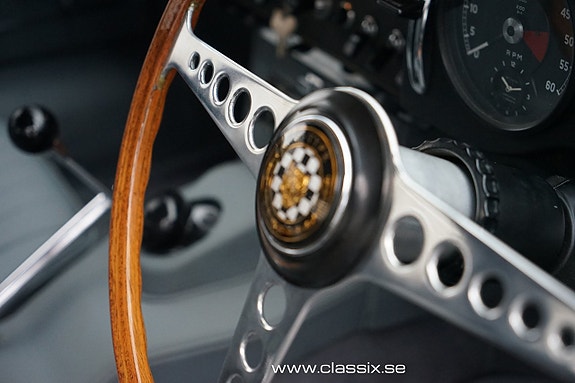 Jaguar E-TYPE 19 of 30