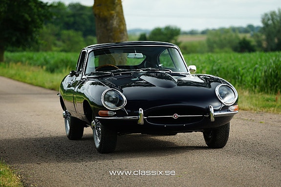 Jaguar E-TYPE 17 of 30