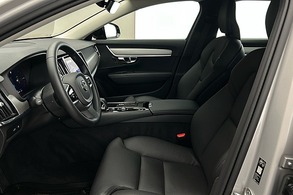 Volvo V90 10 of 30