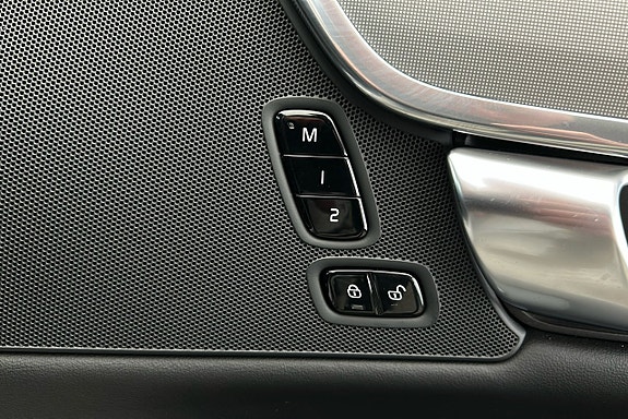 Volvo V90 21 of 30
