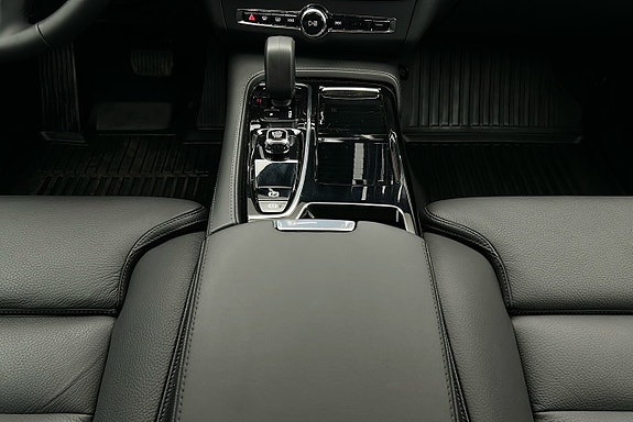 Volvo V90 9 of 30