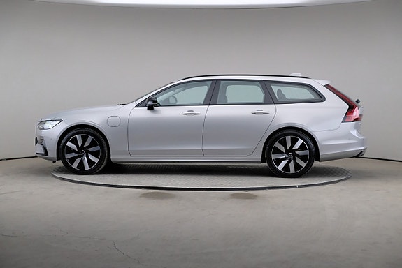 Volvo V90 4 of 30