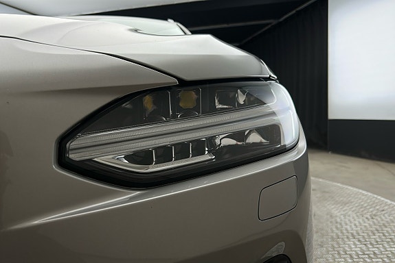 Volvo V90 11 of 30