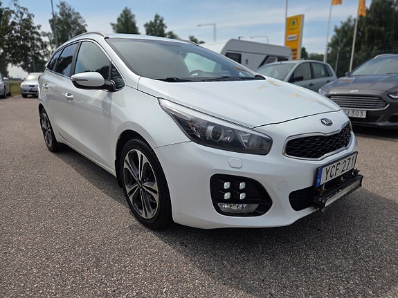 Kia Ceed 2 of 5