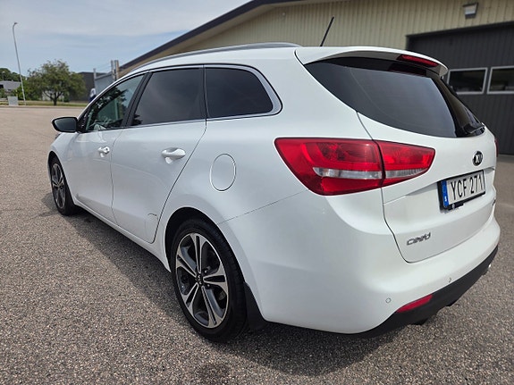 Kia Ceed 4 of 5