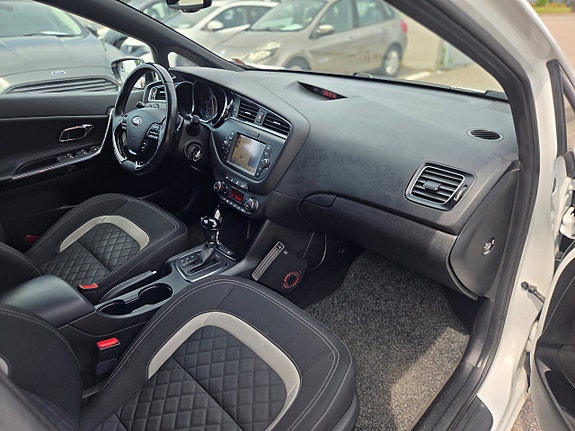 Kia Ceed 5 of 5