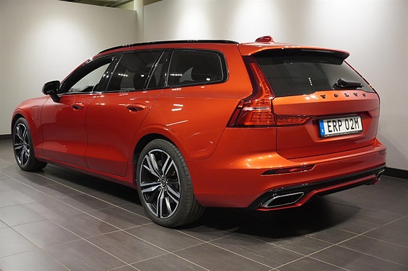Volvo V60 2 of 2