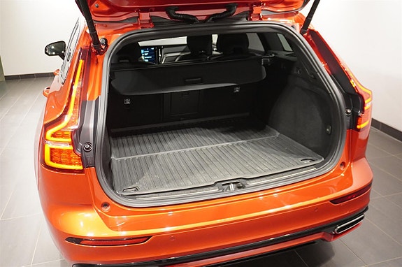 Volvo V60 12 of 17
