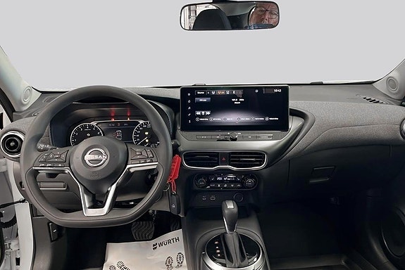 Nissan Juke 7 of 14