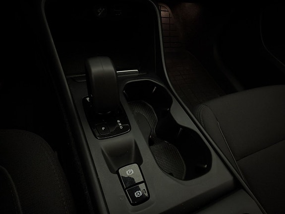 Volvo XC40 24 of 30