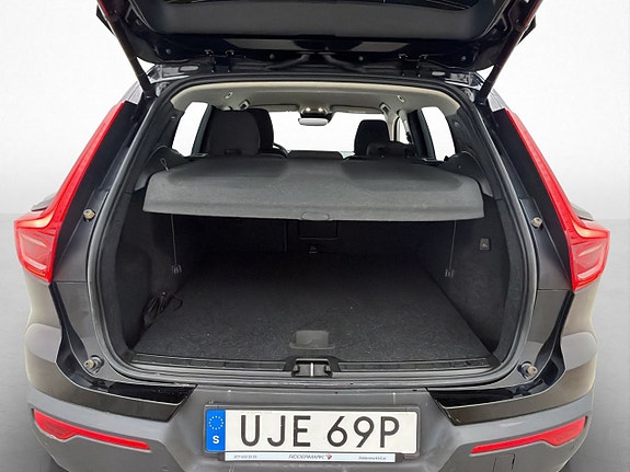 Volvo XC40 26 of 30