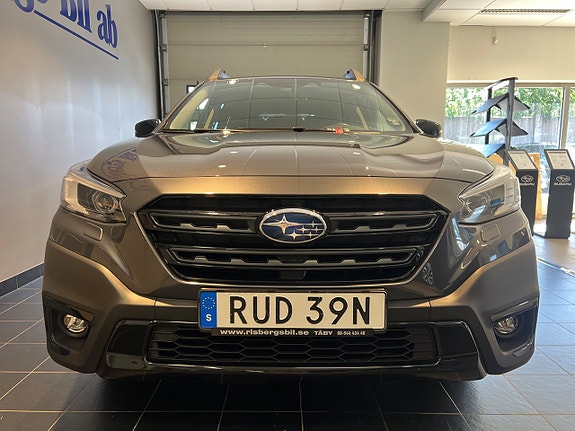 Subaru Outback 3 of 5