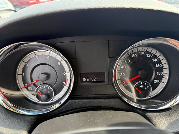 Dodge Grand Caravan 13 of 16