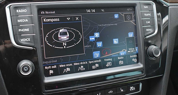 Volkswagen Passat 29 of 29