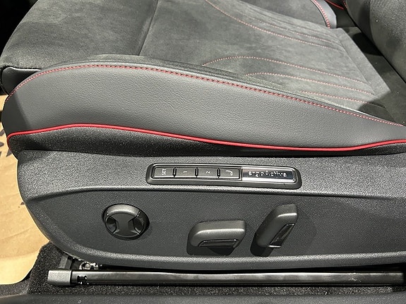 Volkswagen ID.4 GTX 10 of 24