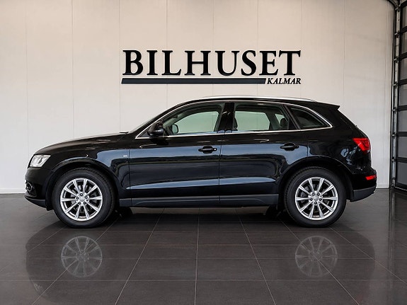 Audi Q5 2 of 5