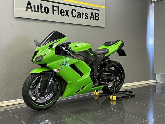 Kawasaki Ninja ZX-6R | Original kåpset | Besiktigad | Quadlock 3 of 23