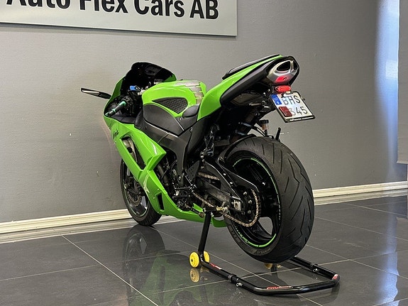 Kawasaki Ninja ZX-6R | Original kåpset | Besiktigad | Quadlock 10 of 23