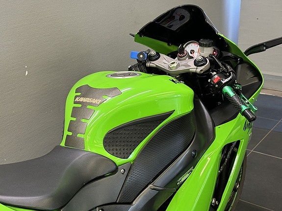 Kawasaki Ninja ZX-6R | Original kåpset | Besiktigad | Quadlock 12 of 23