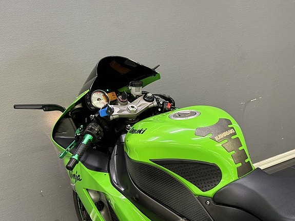 Kawasaki Ninja ZX-6R | Original kåpset | Besiktigad | Quadlock 9 of 23