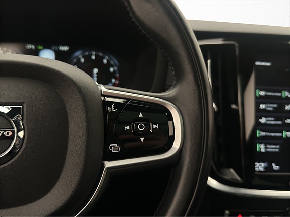 Volvo V60 26 of 30