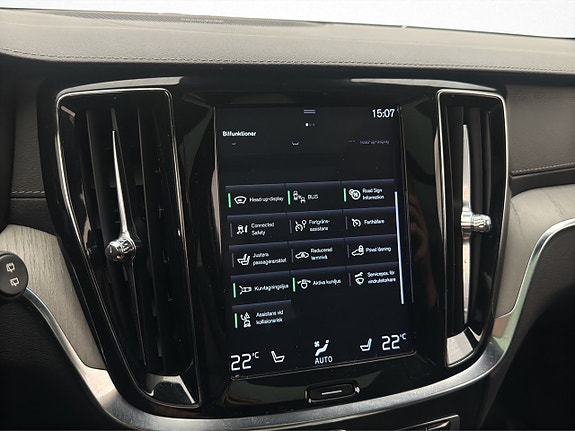 Volvo V60 22 of 30
