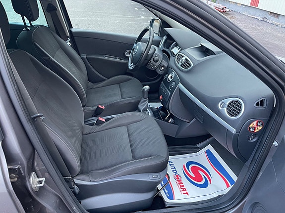 Renault Clio 8 of 12