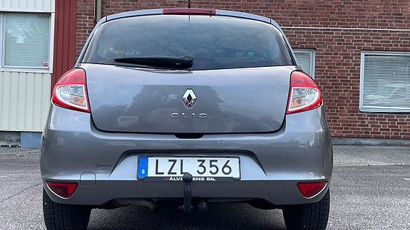 Renault Clio 7 of 12