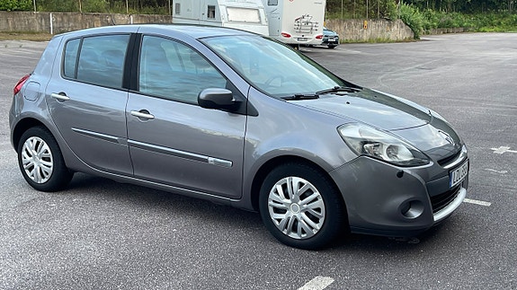 Renault Clio 5 of 12