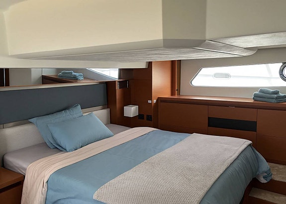 Prestige 460 / Volvo Penta 2x 380 HK / 2021 / Unik möjlighet 3 of 5