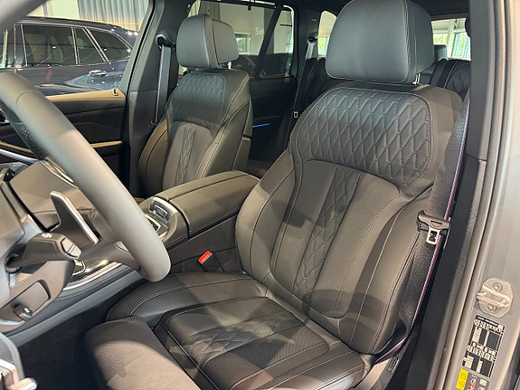 BMW X5 8 of 26