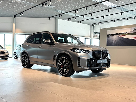BMW X5 3 of 5