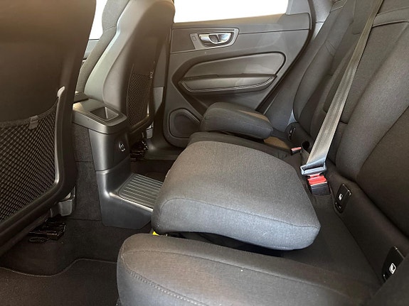 Volvo XC60 6 of 15