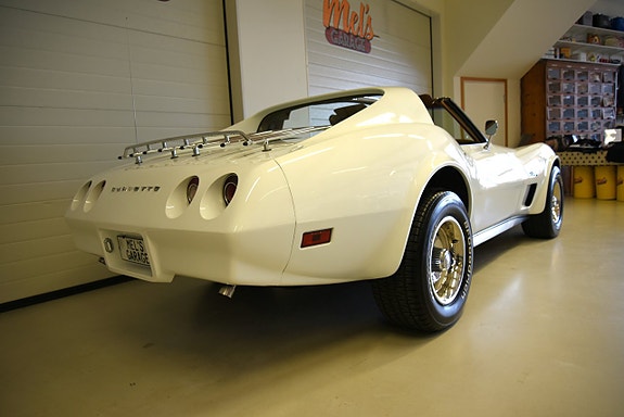 Chevrolet Corvette 30 of 30
