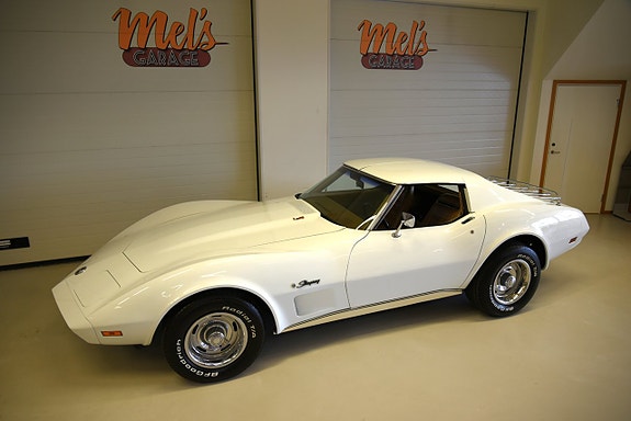 Chevrolet Corvette 13 of 30