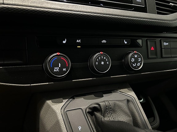 Volkswagen Transporter 11 of 11