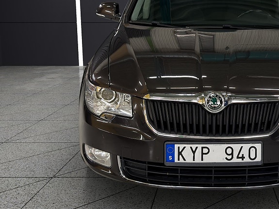 Skoda Superb 10 of 30