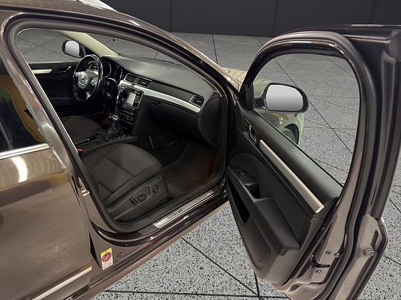 Skoda Superb 20 of 30