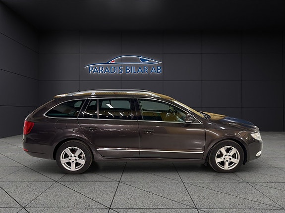 Skoda Superb 6 of 30