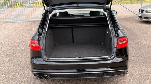 Audi A4 28 of 30