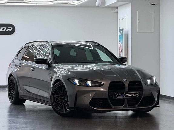 BMW M3 4 of 5