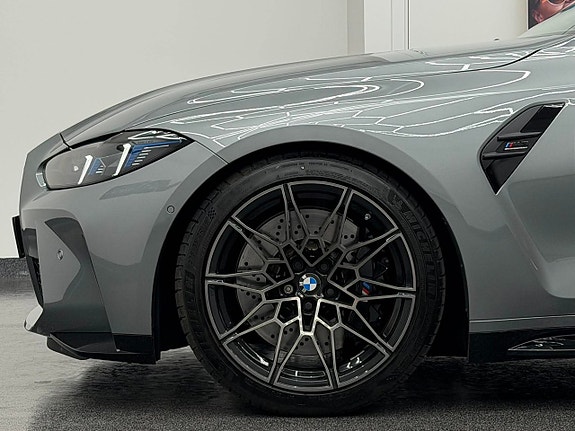 BMW M3 12 of 24