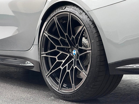 BMW M3 9 of 24