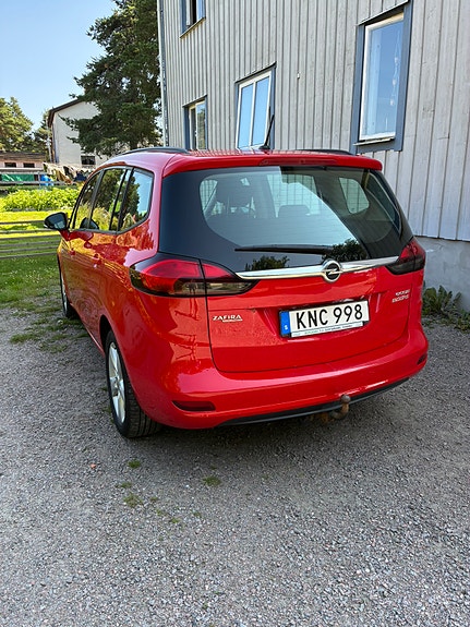 Opel Zafira Tourer 4 of 5